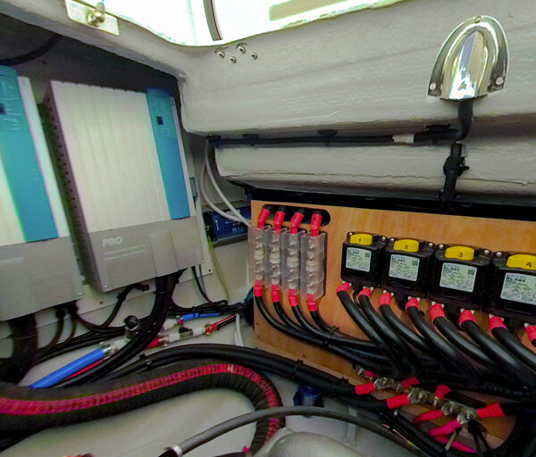 Mastervolt Solar Charger Controller